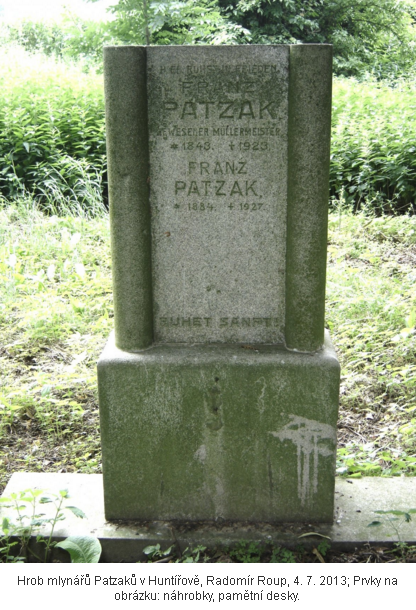 Hrob mlyn Patzak v Huntov, Radomr Roup, 4. 7. 2013; Prvky na obrzku: nhrobky, pamtn desky.